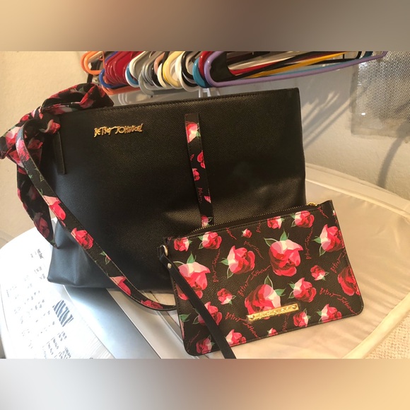 Betsey Johnson Black Tote with Matching Clutch- 88A $80 or $70 w/offer - Picture 1 of 9